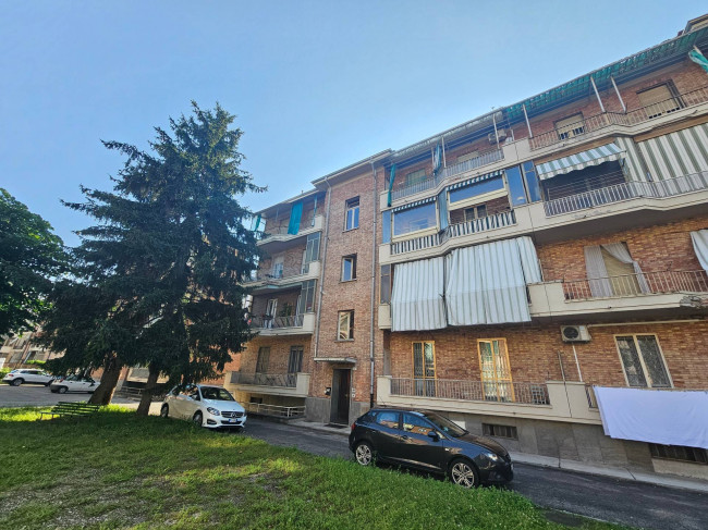 Apartment for Sale to Torino