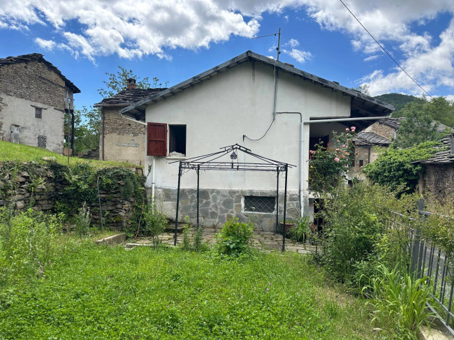 Casa indipendente in vendita a Giaveno