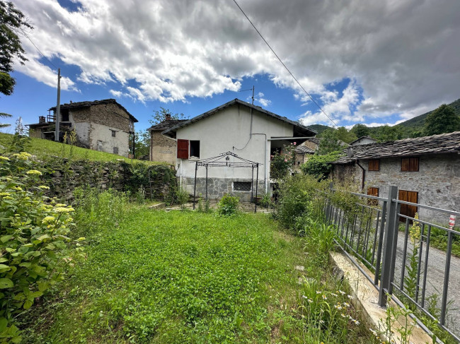 Casa indipendente in vendita a Giaveno