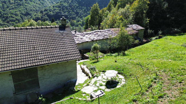 Porzione di casa in vendita a Coazze