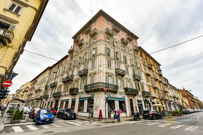 Locale commerciale in Affitto a Torino