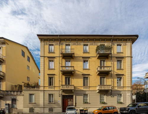 Apartment for Sale to Torino