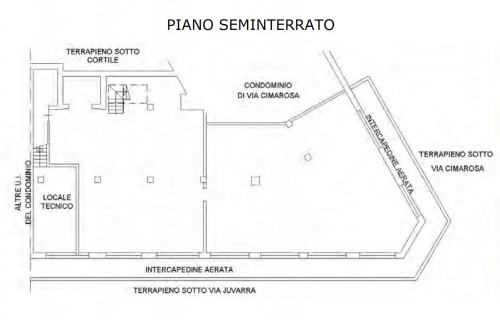 Locale commerciale in affitto a Nichelino