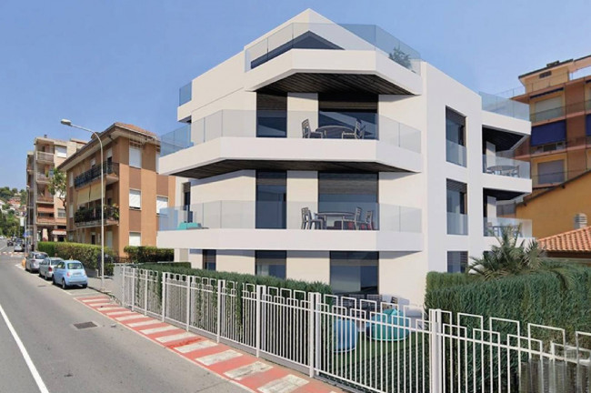 Apartment for Sale to Andora