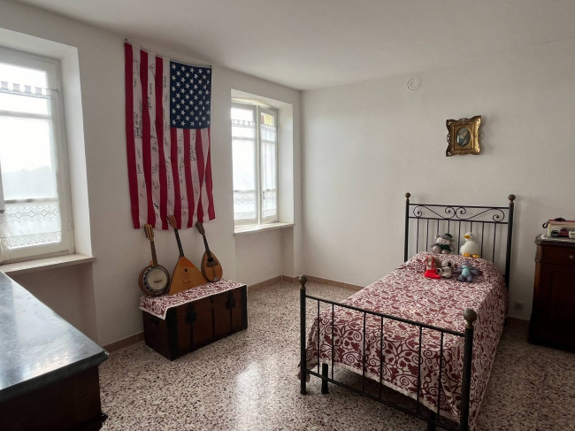 Cascina in Vendita a Pino d'Asti