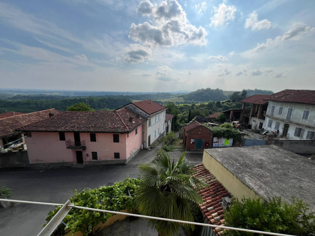 Cascina in Vendita a Pino d'Asti