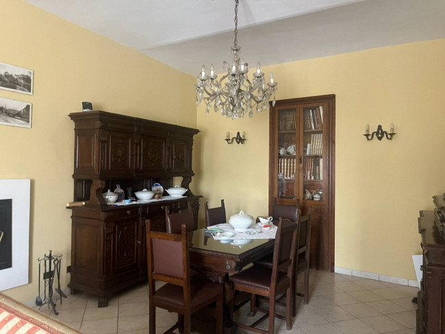 Cascina in Vendita a Pino d'Asti