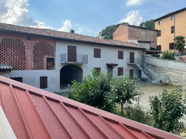 Palazzo Storico in Vendita a Alfiano Natta