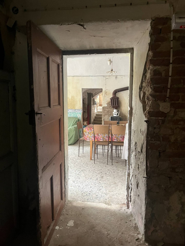 Cascina in Vendita a Robella