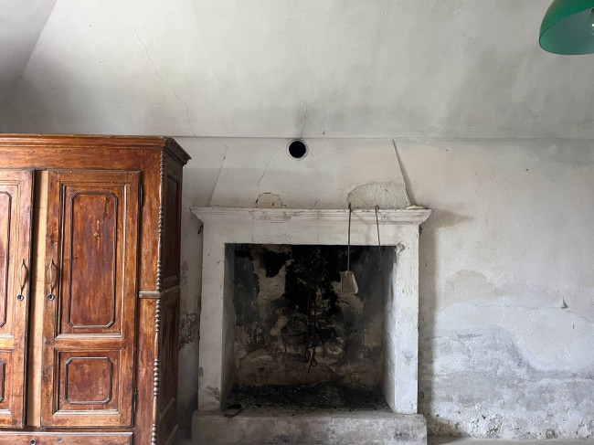 Cascina in Vendita a Robella