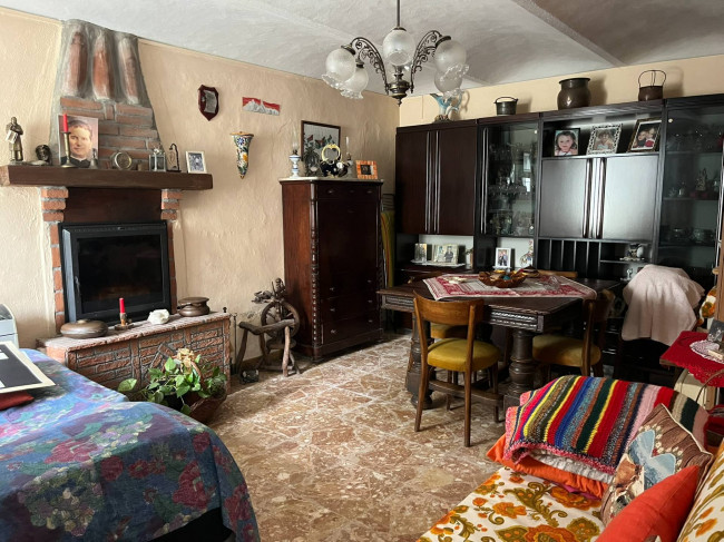 Cascina in Vendita a Montafia