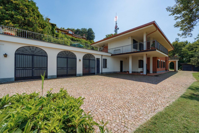 Villa for Sale to Moncalieri