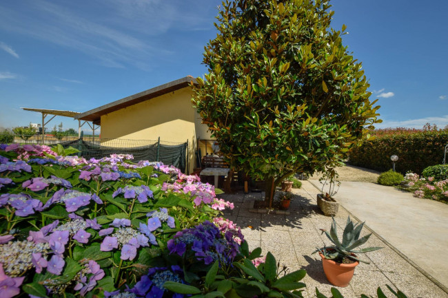 Casa indipendente in vendita a Chieri