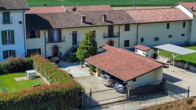 Casa indipendente in vendita a Chieri