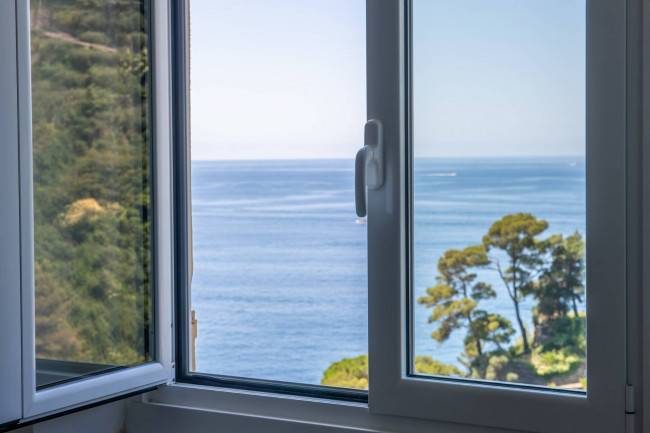 Appartamento in Vendita a Zoagli