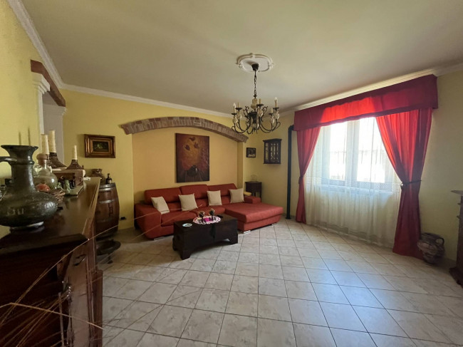 Cascina in Vendita a Neviglie