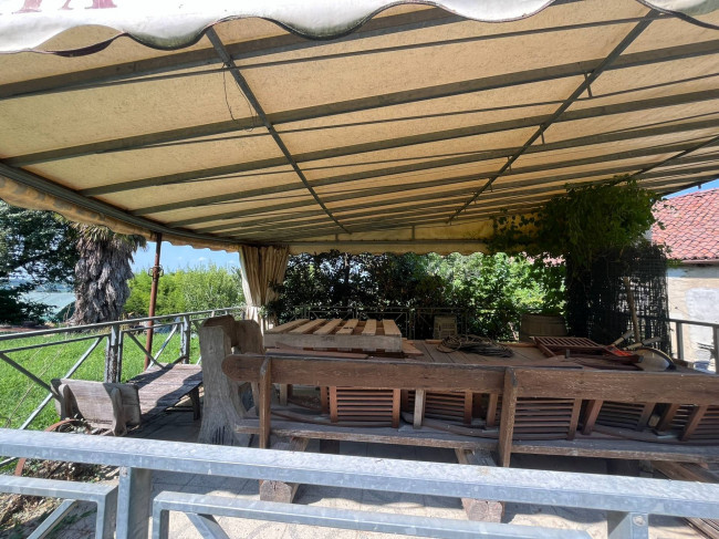 Cascina in Vendita a Neviglie