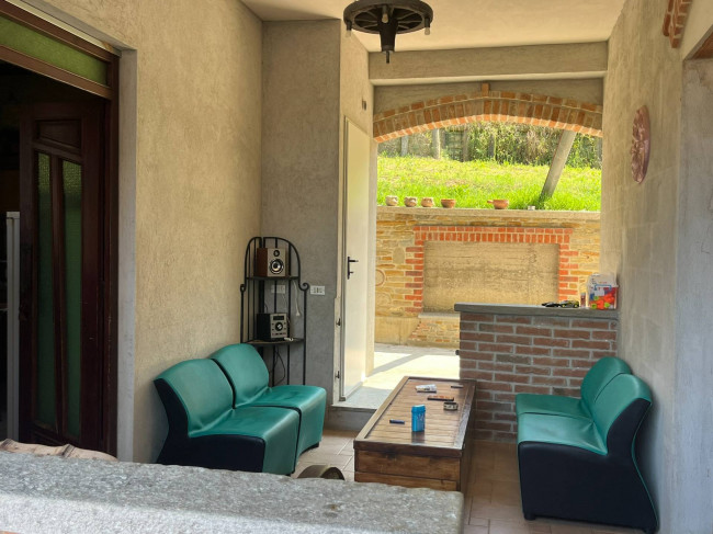 Cascina in Vendita a Neviglie