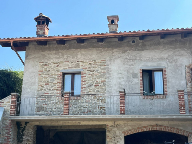 Cascina in Vendita a Neviglie