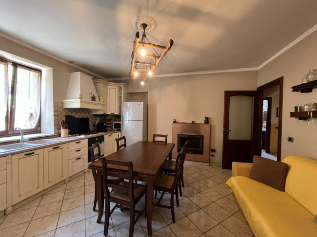 Cascina in Vendita a Neviglie