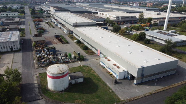 Capannone in Vendita a Chivasso