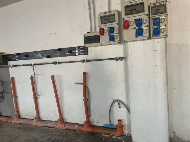 Centro logistico in Vendita a Castell'Alfero