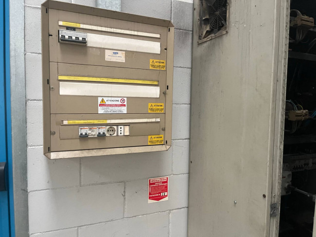 Centro logistico in Vendita a Castell'Alfero