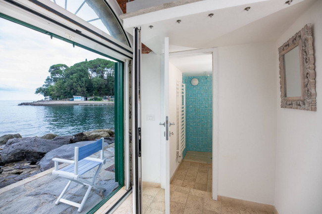 Appartamento in Vendita a Rapallo