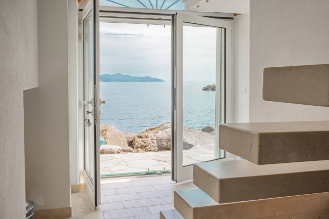 Appartamento in Vendita a Rapallo