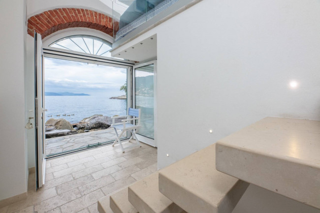 Appartamento in Vendita a Rapallo