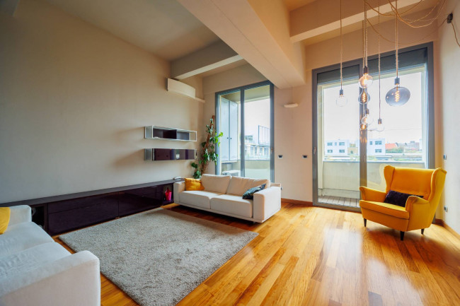 Apartment for Sale to Torino