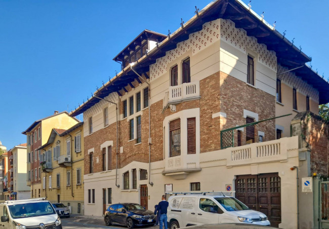 Apartment for Sale to Torino