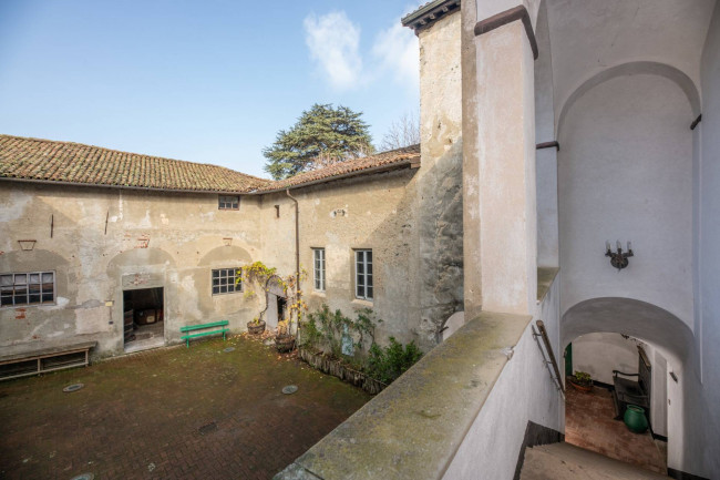 Castello in Vendita a Belforte Monferrato