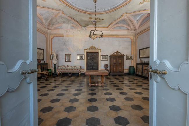 Castello in Vendita a Belforte Monferrato