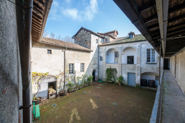 Castello in Vendita a Belforte Monferrato
