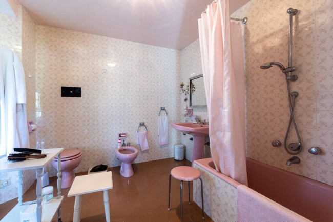 Villa in Vendita a Sestri Levante