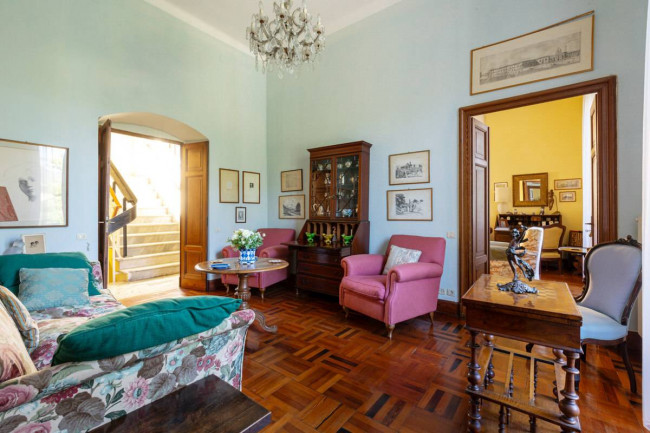 Villa in Vendita a Sestri Levante