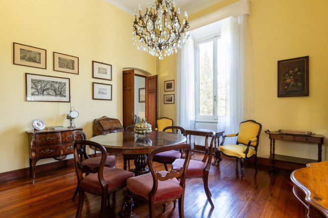Villa in Vendita a Sestri Levante
