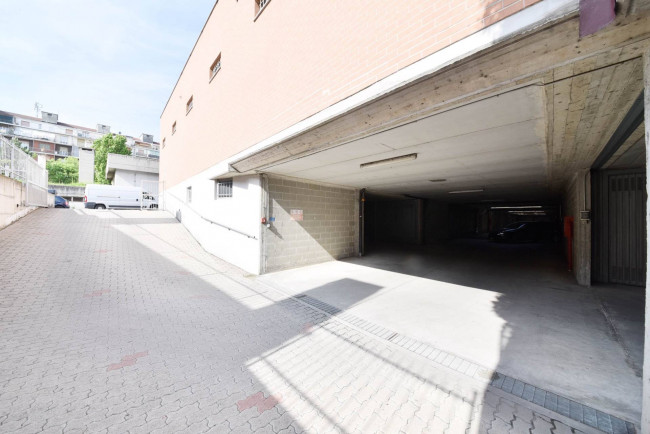 Garage/Box/Posto auto in affitto a Barriera Milano, Torino (TO)