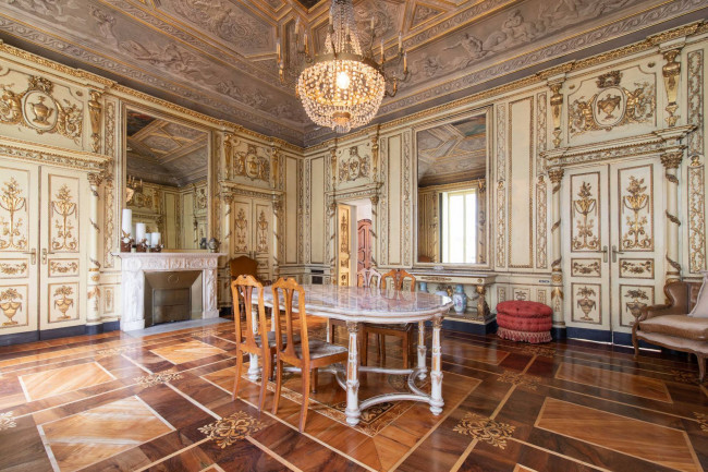 Apartment for Sale to Torino