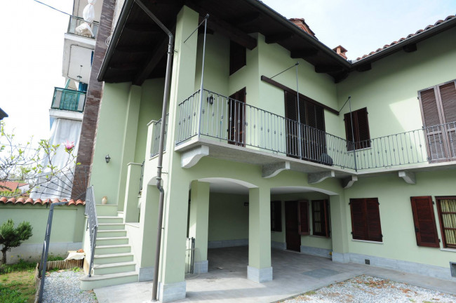 Porzione di casa in vendita a Villastellone