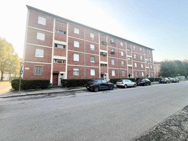 Apartment for Sale to Pino Torinese