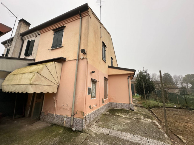 Porzione di casa in vendita a Crespino