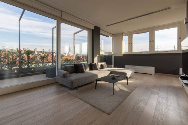 Penthouse for Sale to Torino