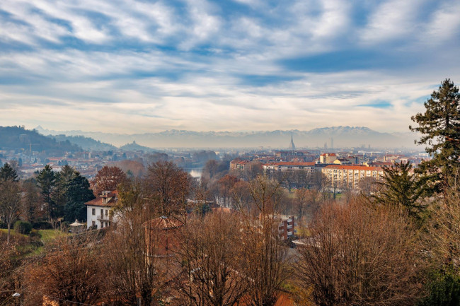 Apartment for Sale to Torino