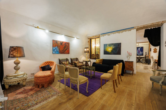 Apartment for Sale to Torino