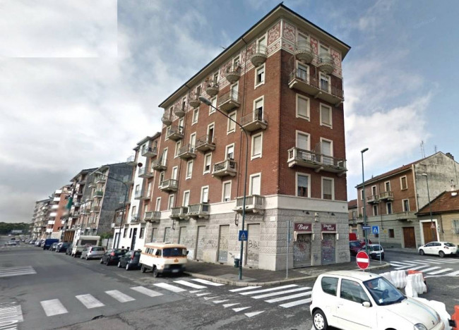 Locale commerciale in affitto a Torino