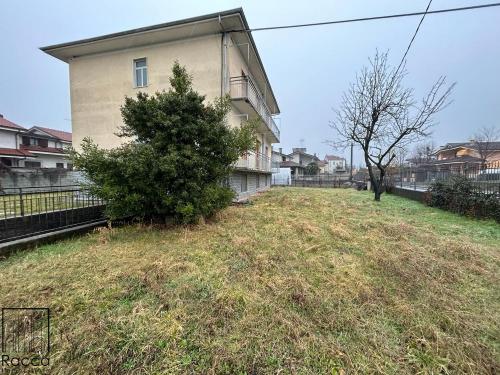 Casa indipendente in Vendita a Cuneo