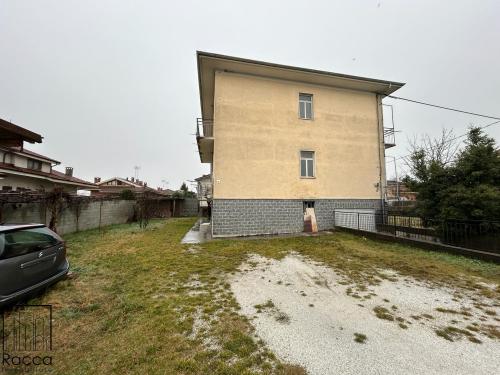 Casa indipendente in Vendita a Cuneo