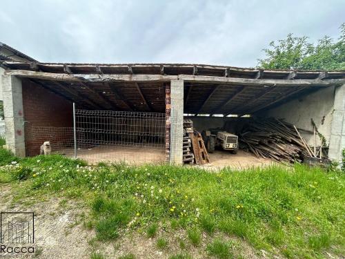 Casale in Vendita a Bene Vagienna